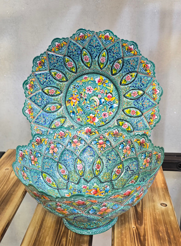 کاسه بشقاب زمردی میناکاری