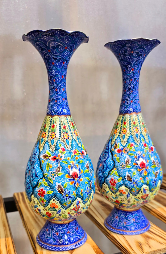 گلدان میناکاری