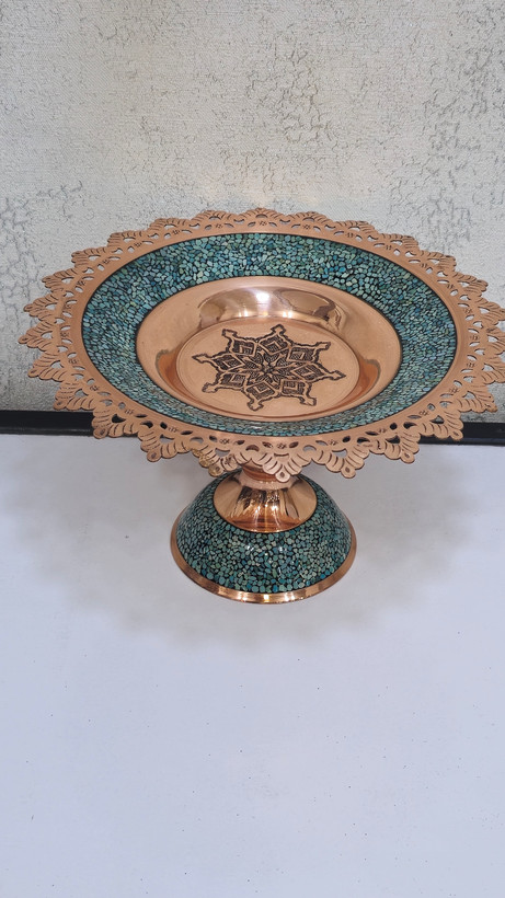 شیرینی خوری فیروزه کوبی لب شبکه بری